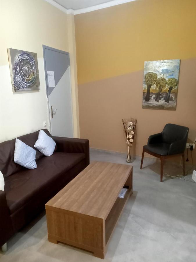 Koukaki-Acropolis Roomy With A Private Veranda Apt. Athens Exterior photo